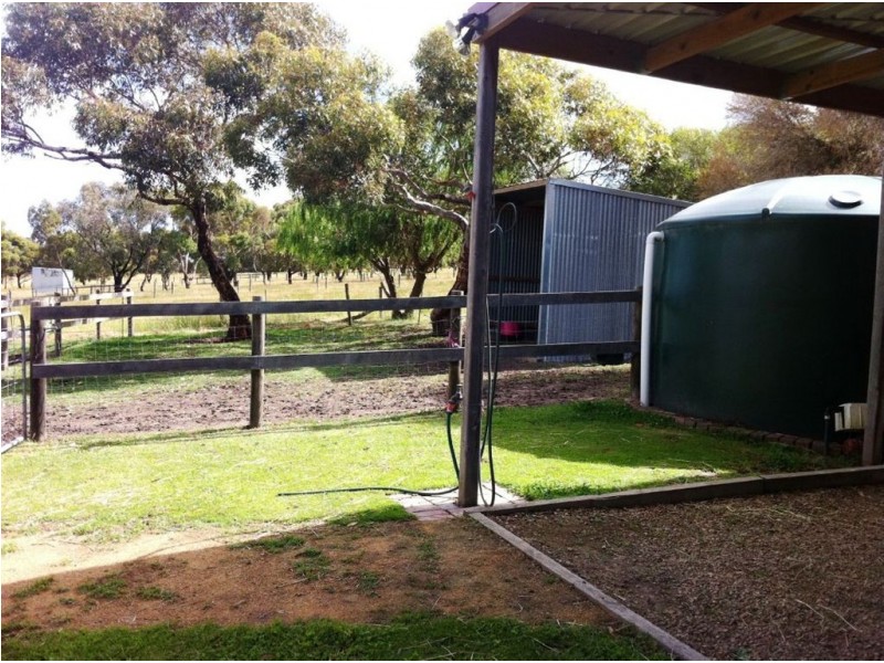 39 Leilani Court, Mornington VIC 3931