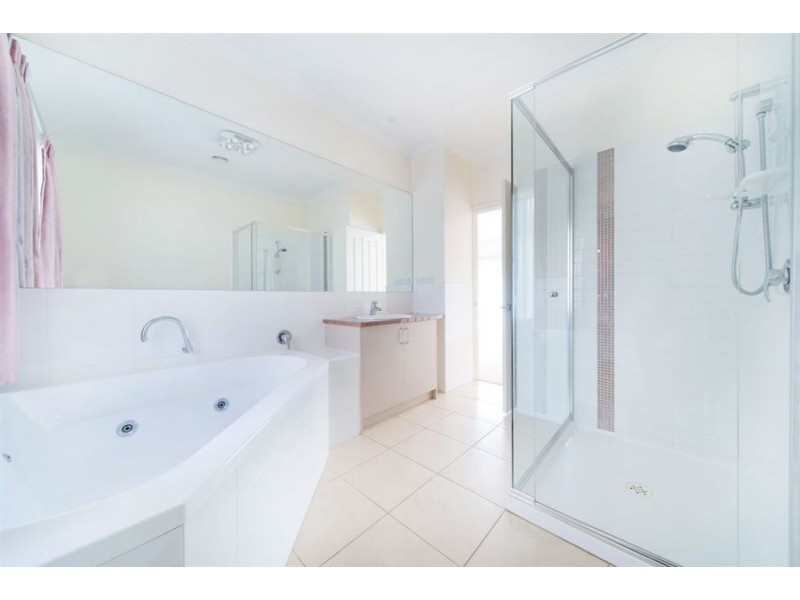 1 Waterview Close, Mount Eliza VIC 3930