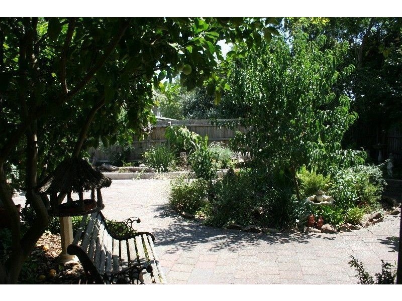 24 Wakefield Avenue, Frankston South VIC 3199