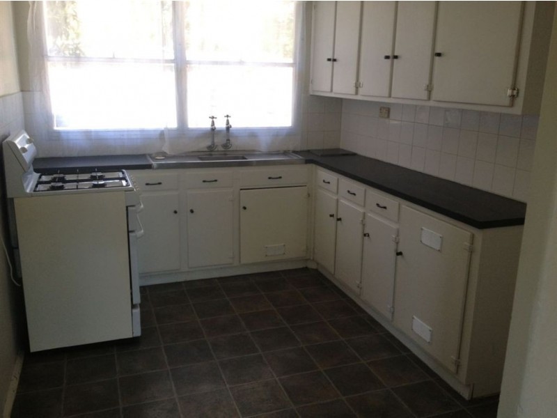 40 Hickory Crescent, Frankston North VIC 3200