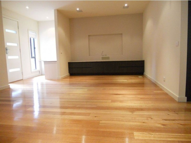 2/102 Austin Road, Seaford VIC 3198