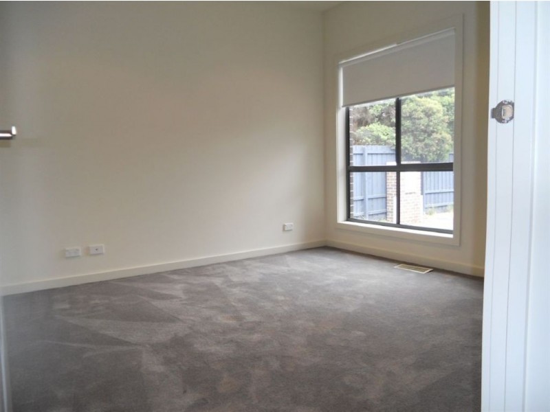2/102 Austin Road, Seaford VIC 3198