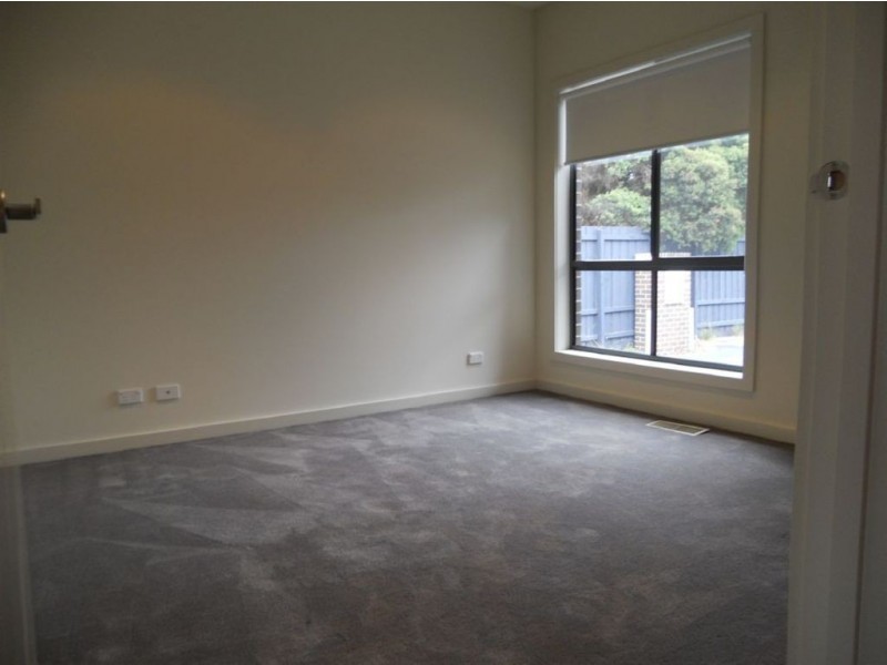 2/102 Austin Road, Seaford VIC 3198