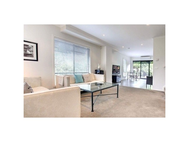 6/1-9 Green Island Avenue, Mount Martha VIC 3934