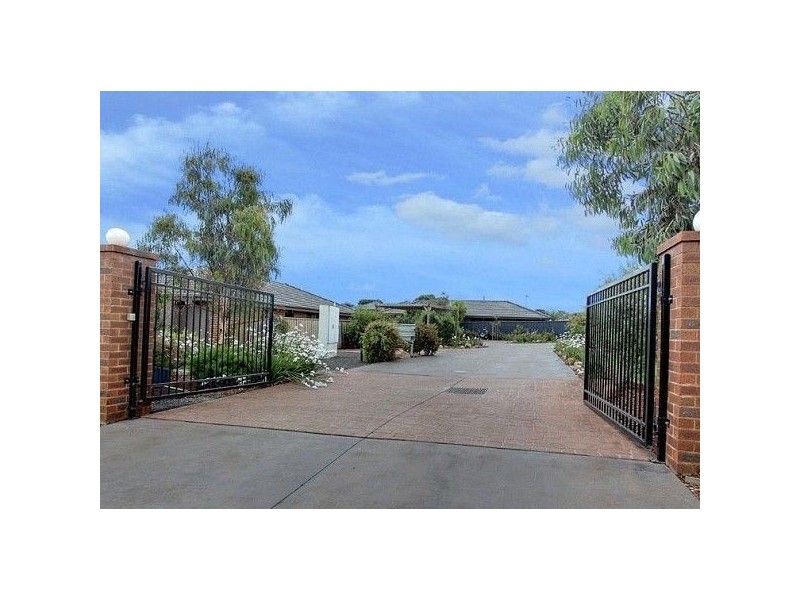 6/1-9 Green Island Avenue, Mount Martha VIC 3934