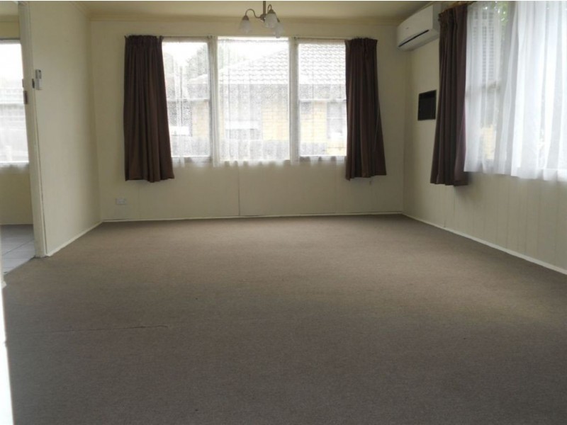 39 Rosemary Crescent, Frankston North VIC 3200