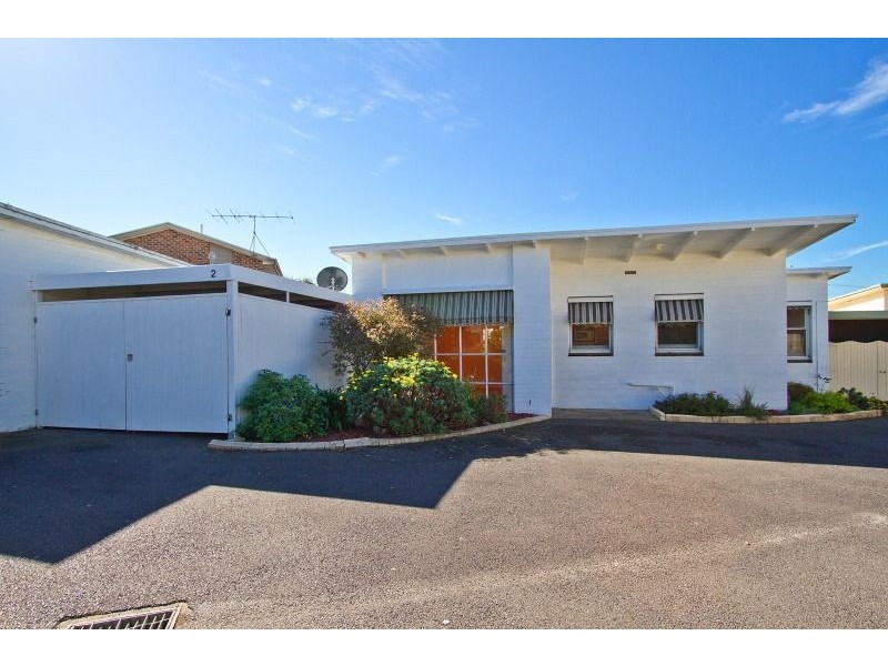 2/5 Gould Street, Frankston VIC 3199