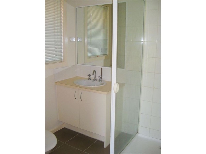 21/10 Hall Road, Carrum Downs VIC 3201