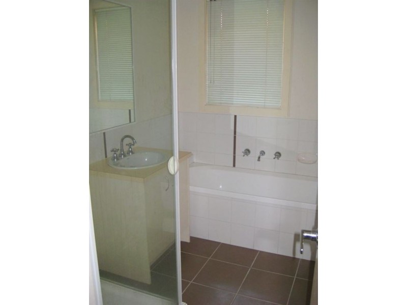 21/10 Hall Road, Carrum Downs VIC 3201