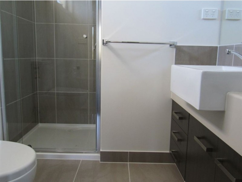 1/20 Screen Street, Frankston VIC 3199