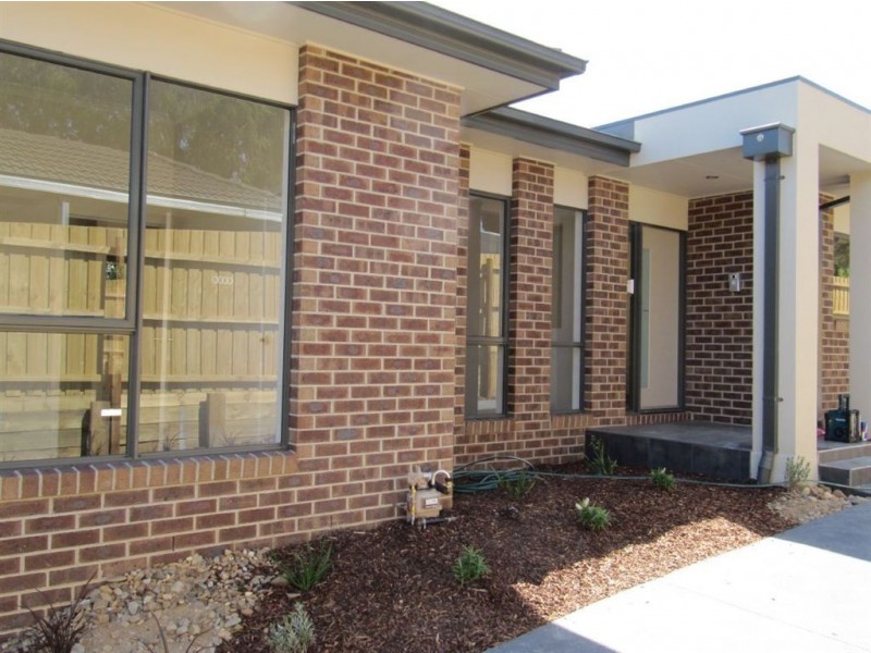 2/20 Screen Street, Frankston VIC 3199