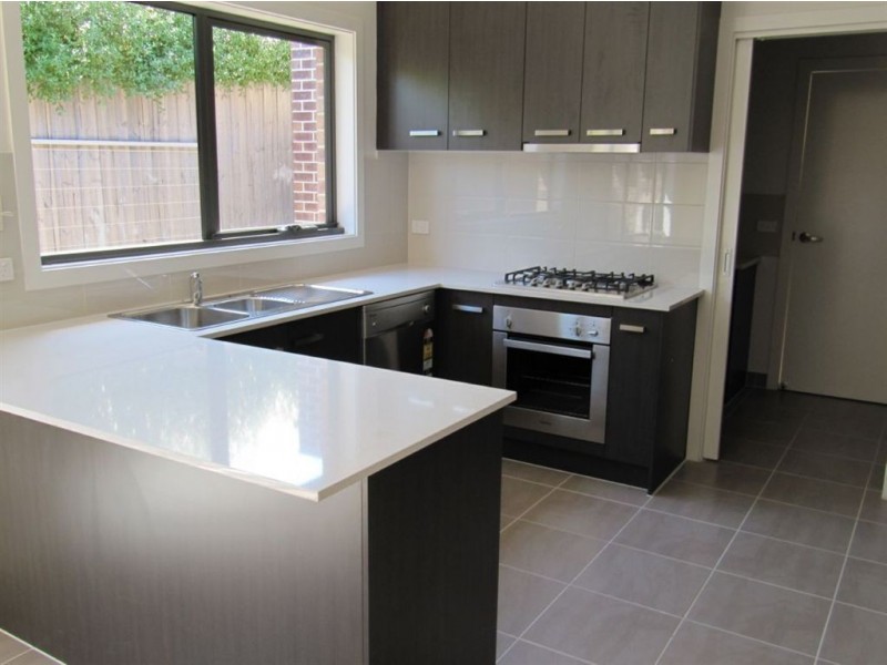 2/20 Screen Street, Frankston VIC 3199