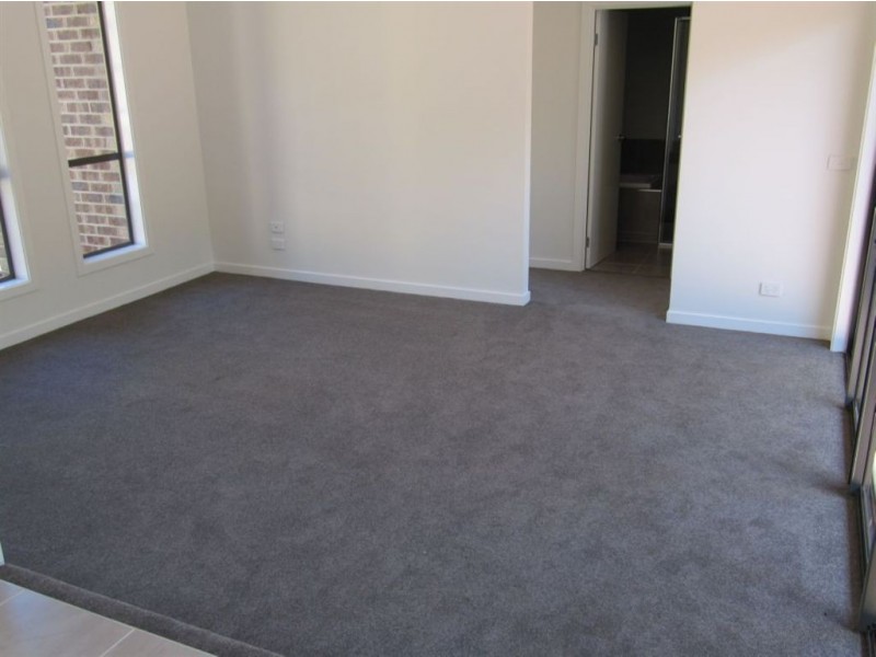 2/20 Screen Street, Frankston VIC 3199