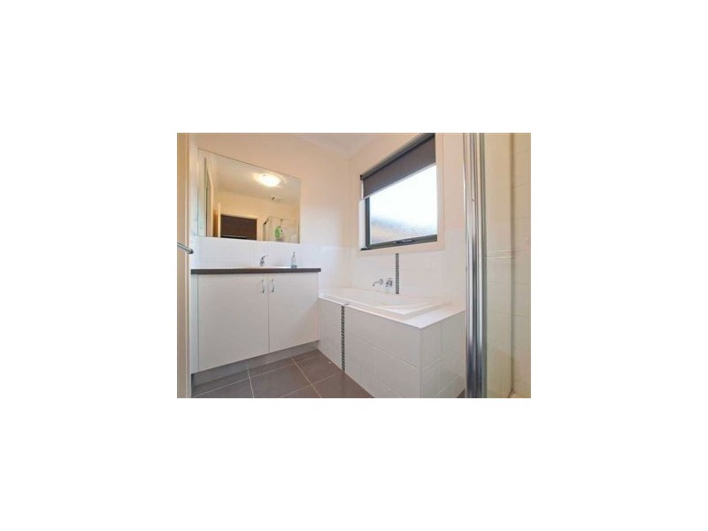 6/24 Bruce Drive, Somerville VIC 3912