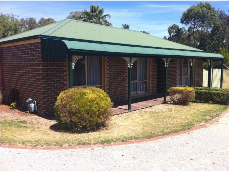 54 Clarendon Drive, Somerville VIC 3912