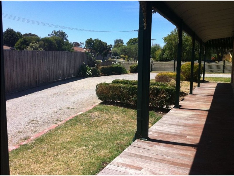 54 Clarendon Drive, Somerville VIC 3912