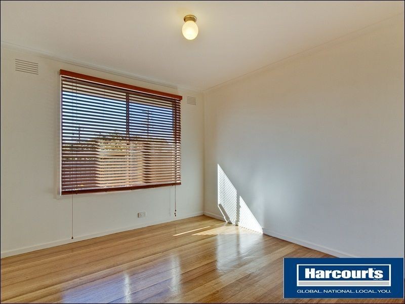 36 Pembroke Avenue, Frankston VIC 3199