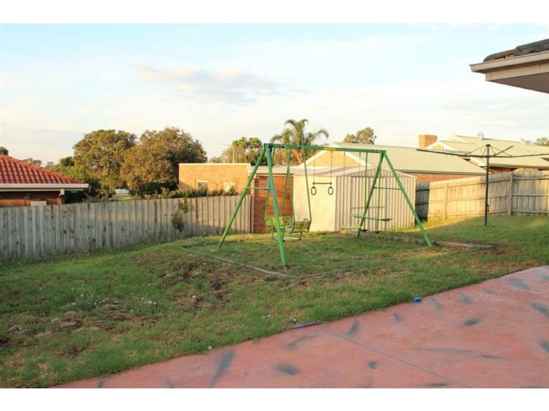 5 Chapman Street, Carrum Downs VIC 3201