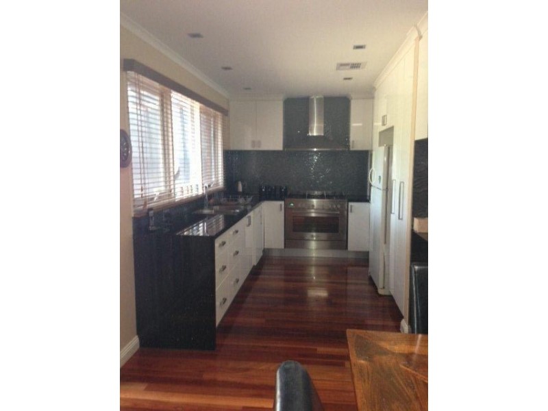 26 Darius Avenue, Frankston VIC 3199