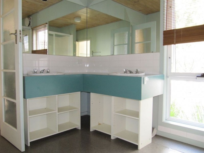 56 Summit Road, Frankston VIC 3199