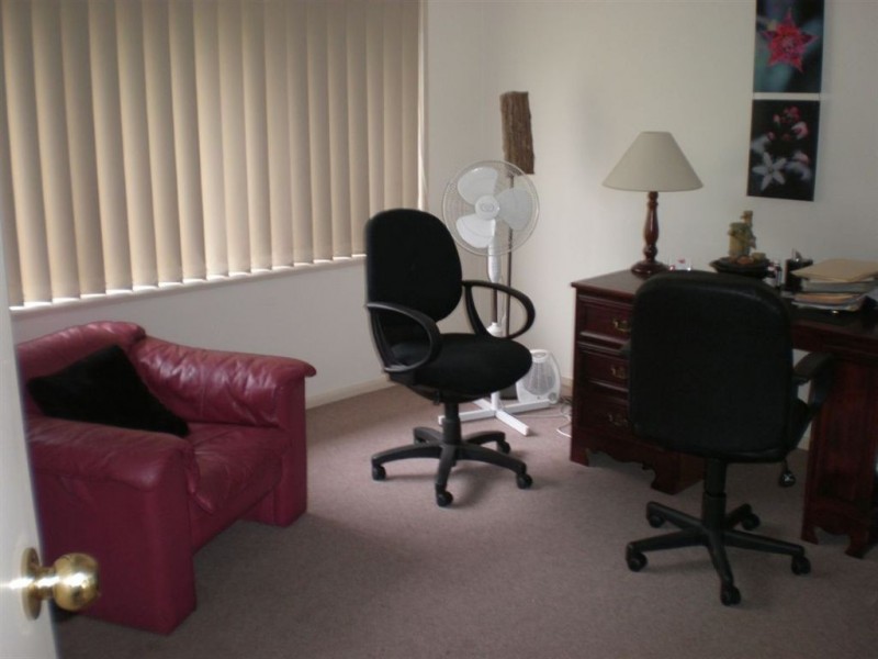 214 Karingal Drive, Frankston VIC 3199