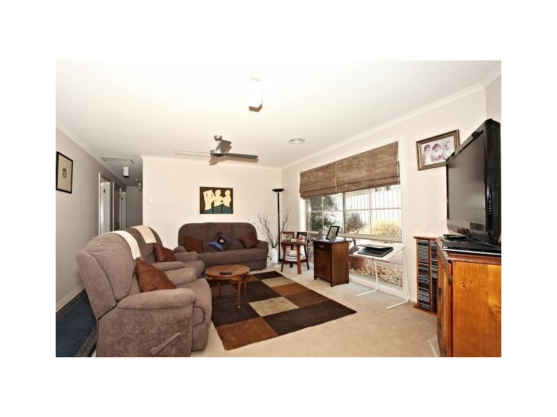 2/64 Fortescue Avenue, Seaford VIC 3198