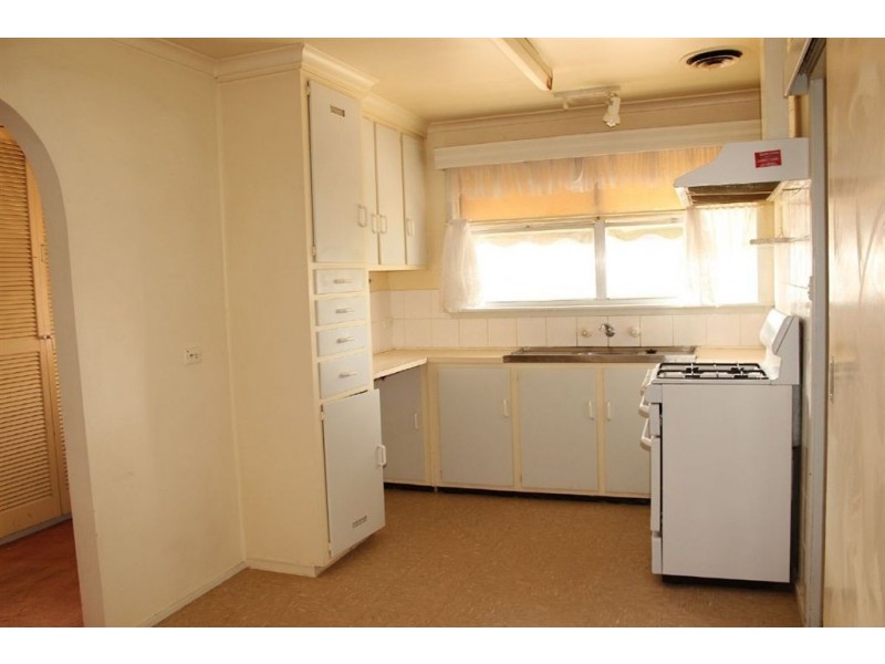 8 Bundy Court, Frankston North VIC 3200