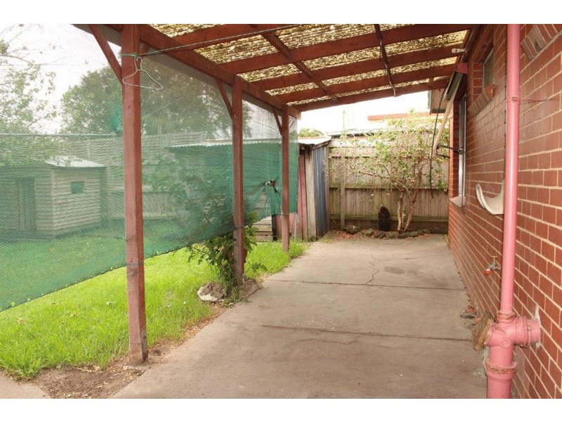 8 Bundy Court, Frankston North VIC 3200