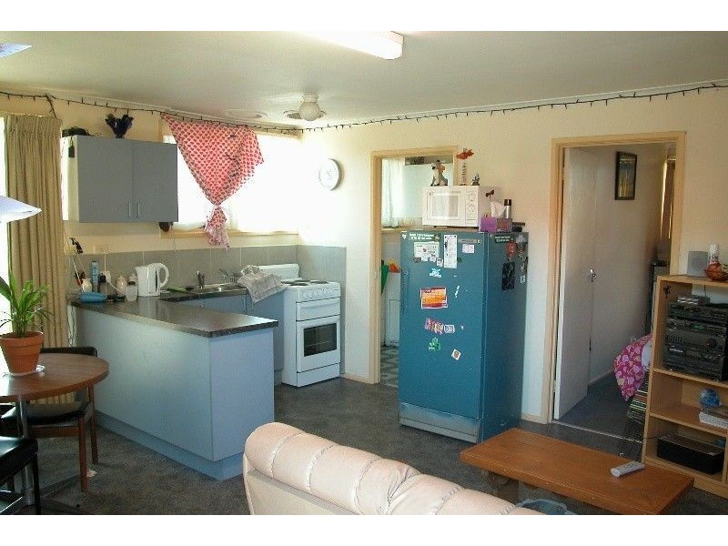 4/18 Carder Avenue, Seaford VIC 3198