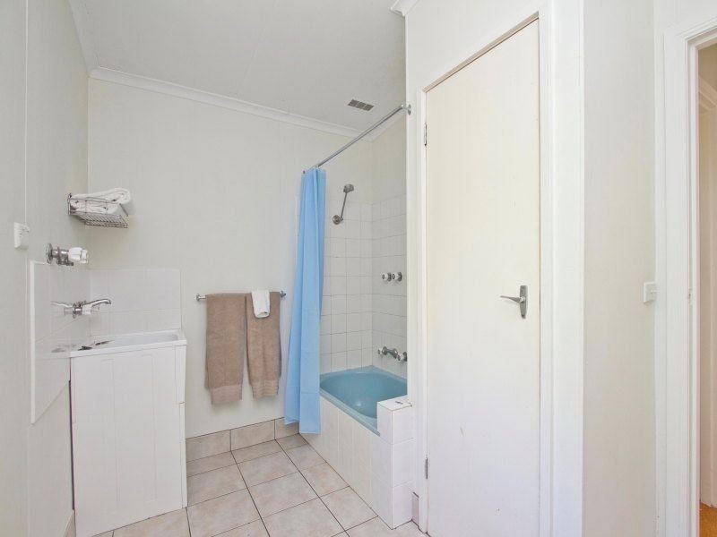 33 Baden Powell Drive, Frankston South VIC 3199