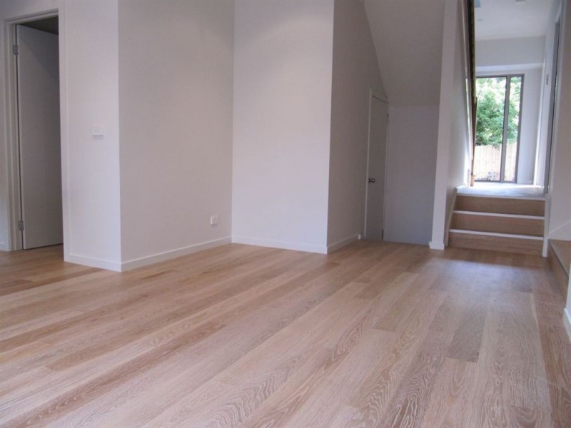 4/33 Culcairn Drive, Frankston VIC 3199