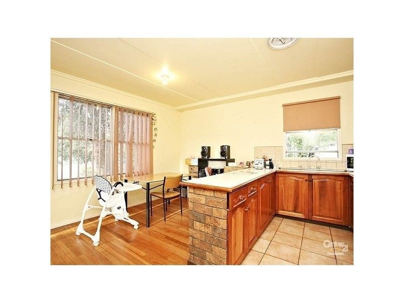 12 Tallow wood street, Frankston North VIC 3200