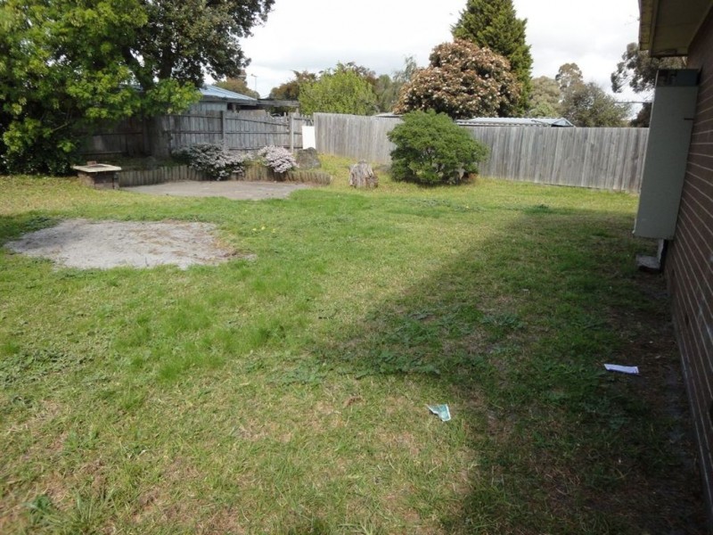 15 Richmond Ave, Carrum Downs VIC 3201