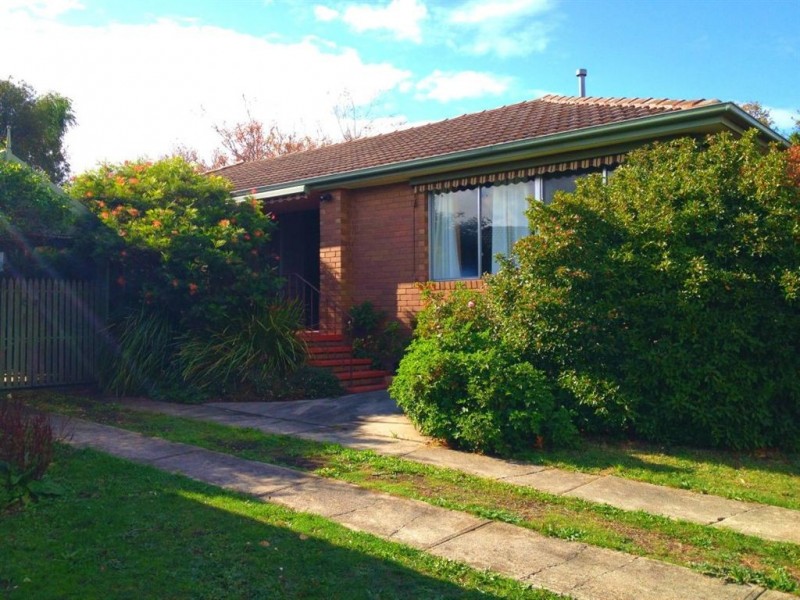 35 Lucerne Crescent, Frankston VIC 3199