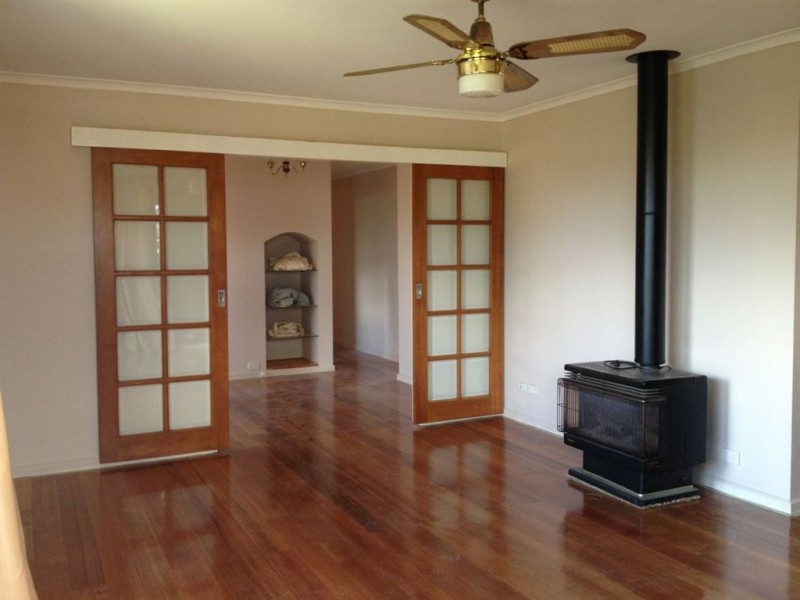 35 Lucerne Crescent, Frankston VIC 3199