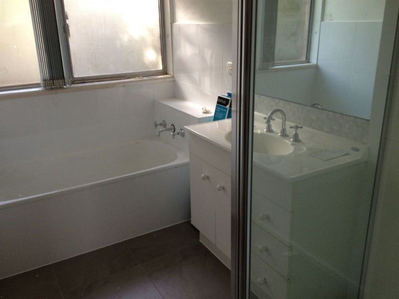 35 Lucerne Crescent, Frankston VIC 3199