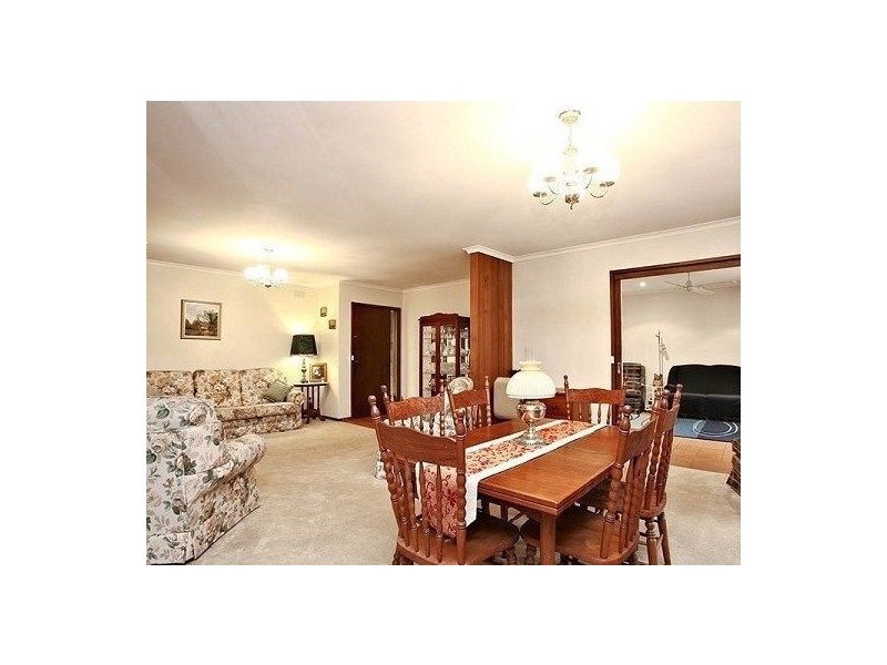 43 Kareela Rd, Frankston VIC 3199