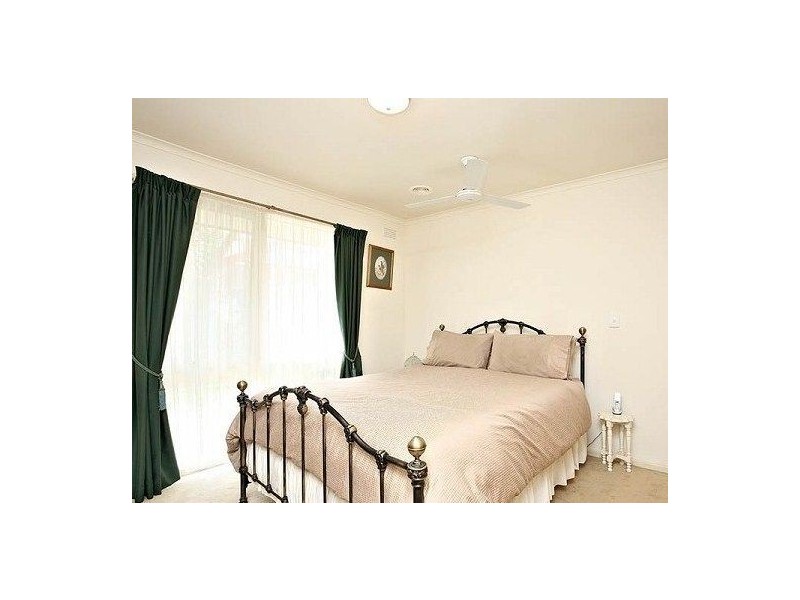 43 Kareela Rd, Frankston VIC 3199