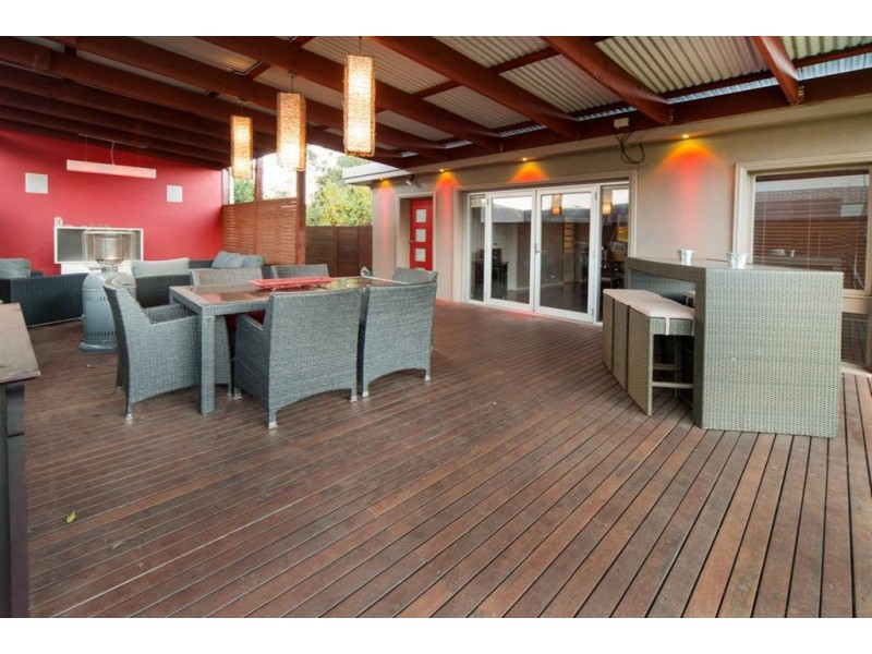 11 Bowes Street, Frankston South VIC 3199