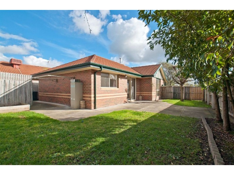2/249 Heatherhill Road, Frankston VIC 3199