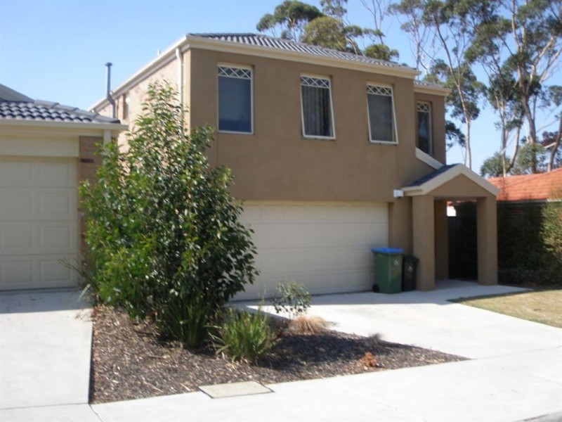 4 Meadow Crest Circuit, Mount Martha VIC 3934