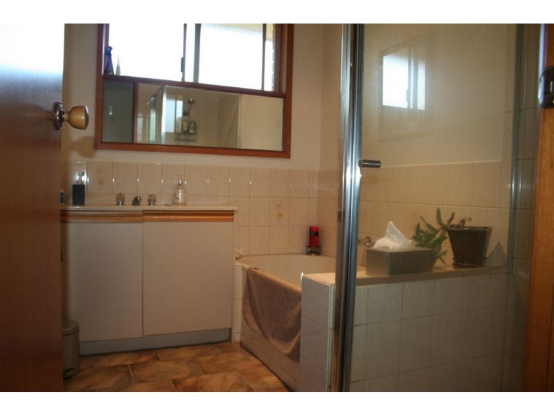 3/10 Chatterley Court, Frankston VIC 3199