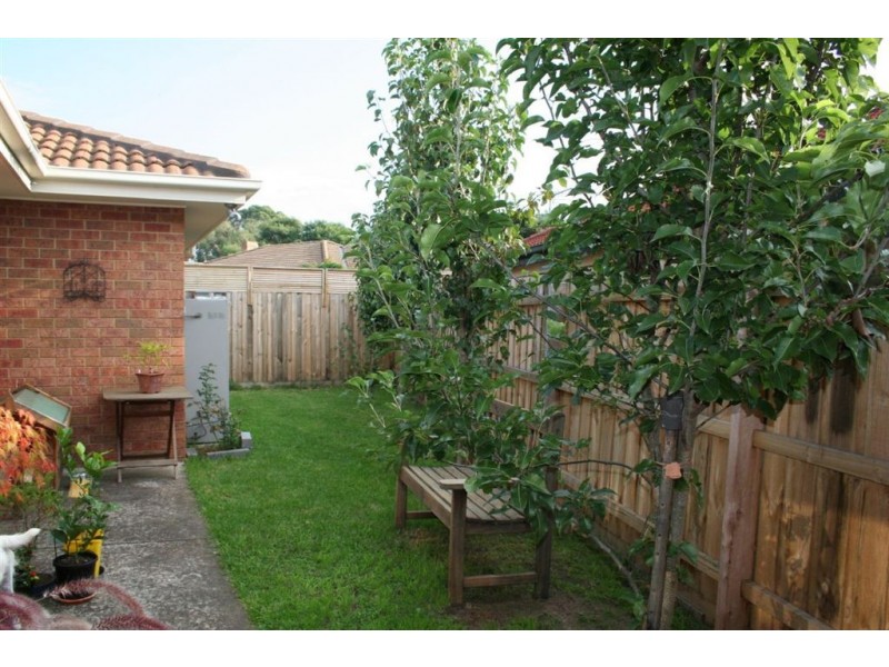 3/10 Chatterley Court, Frankston VIC 3199