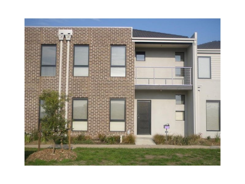 56 The Parkway, Pakenham VIC 3810