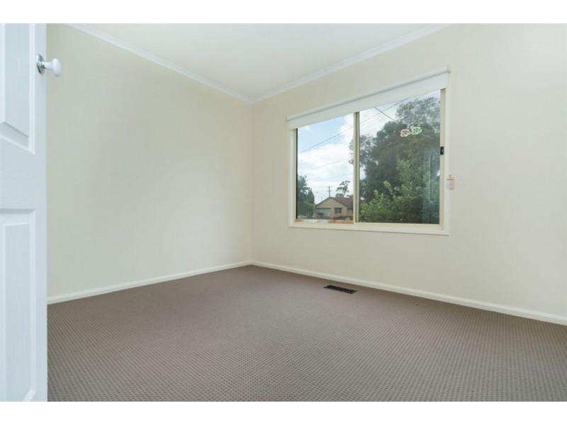 39 Pine Street, Frankston North VIC 3200