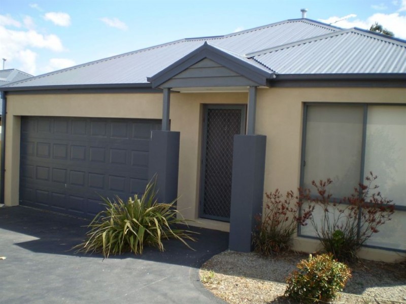 2/49 Culcairn Drive, Frankston South VIC 3199