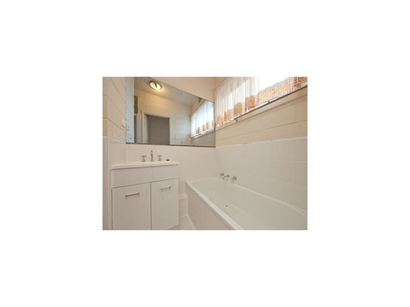 1/74 Beach Street, Frankston VIC 3199