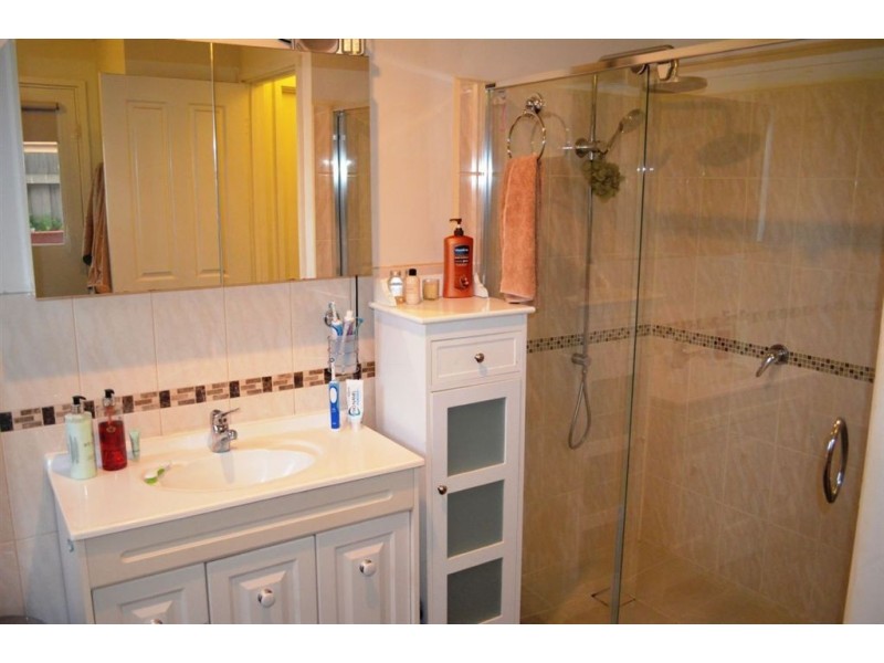 18 Erwin Drive, Seaford VIC 3198