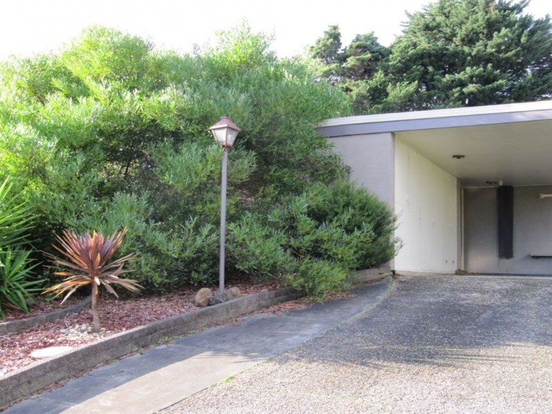 149 Karingal Drive, Frankston VIC 3199