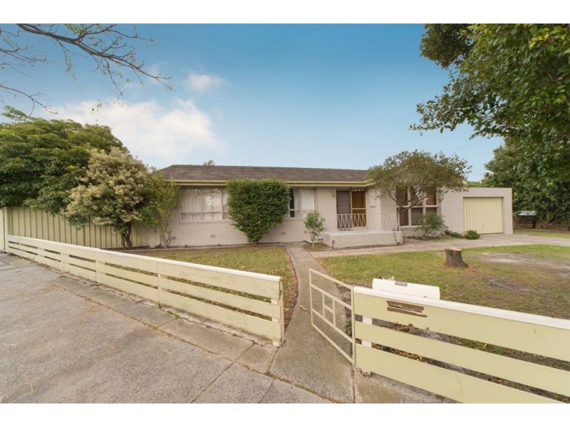 38 Derna Crescent, Frankston VIC 3199